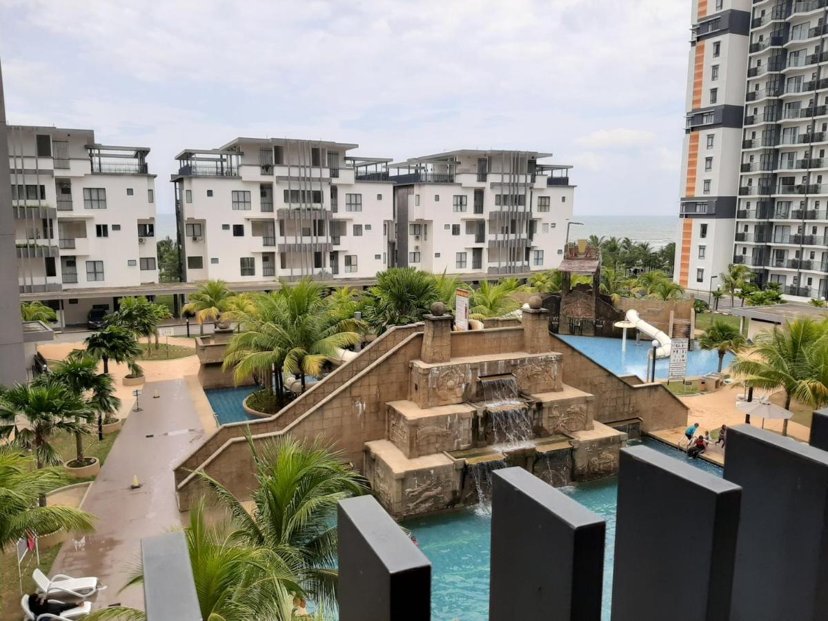 Nra @ Sg Resort Residences Kuantan Bagian luar foto